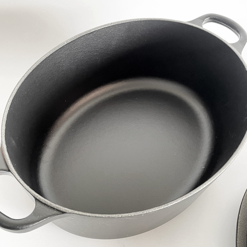 ルクルーゼ LE CREUSET ココットオーバル 両手鍋 33cm マットブラック 鋳物 フランス ■