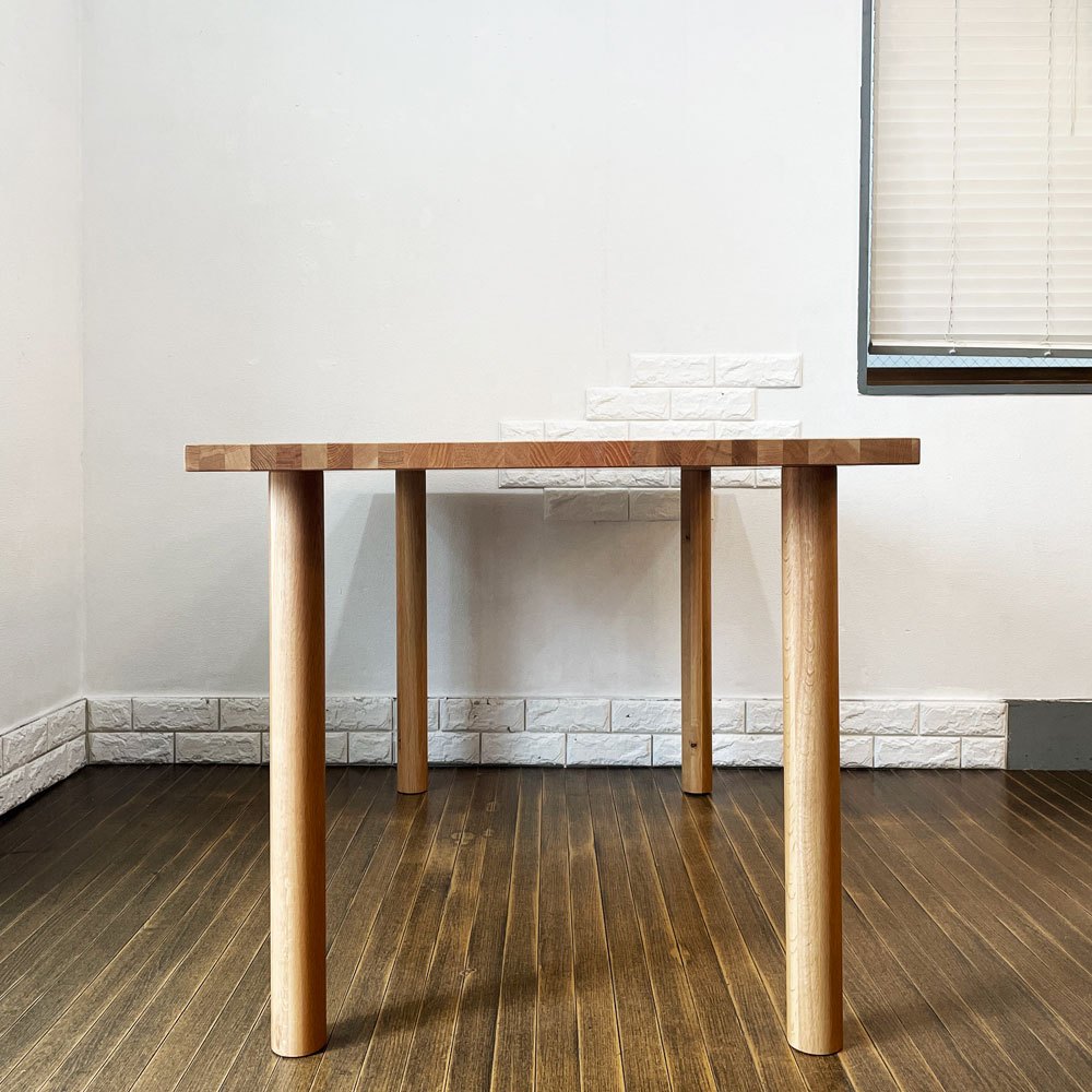 無印良品 MUJI ダイニングテーブル オーク材 無垢集成材 丸脚 W140cm ナチュラルデザイン 廃番 ◎