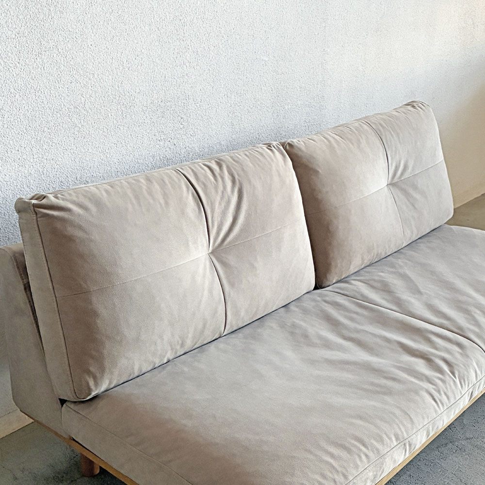 アクタス ACTUS ファイブバイファイブ five by five フラッド FLAD 2.5シーターソファ W180cm 本革 グレーベージュ系 オーク材 松岡智之 サイドピロー付 合計定価￥322,300- 〓