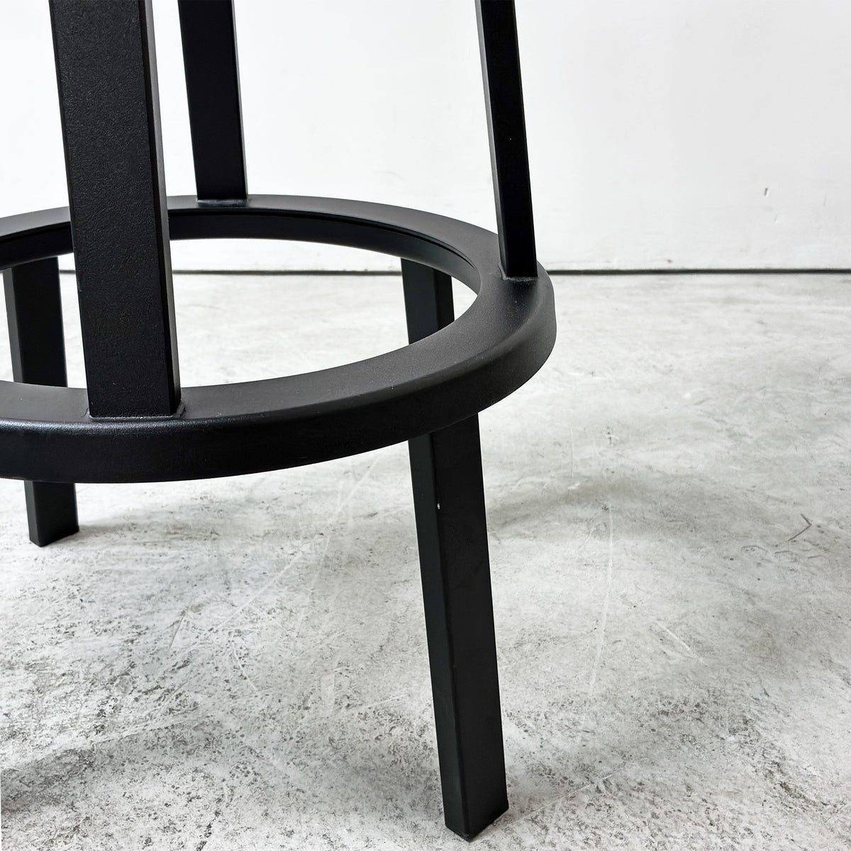 ヘイ HAY リボルバー バースツール ハイ REVOLVER BAR STOOL HIGH H76cm ブラック 回転式座面 レオン・ランズメイヤー デンマーク 定価￥56,100 - A ●