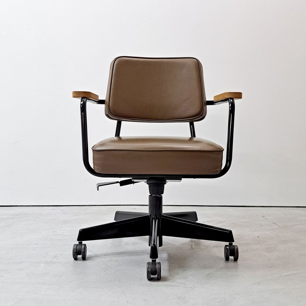 ヴィトラ vitra フォトゥイユ ディレクション ピボタン Fauteuil Direction Pivotant デスクチェア オフィスチェア 本革 ナチュラルオーク 昇降機能 ジャン・プルーヴェ Jean Prouve ●
