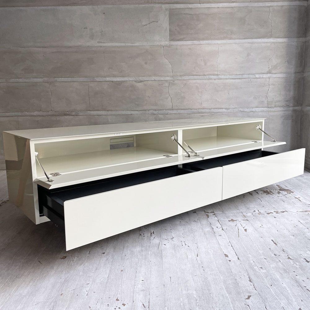 カッシーナイクスシー Cassina ixc. ロータス LOTUS シアターボード AVボード W170 グロッシーホワイト モダンデザイン 定価￥301,400- ♪