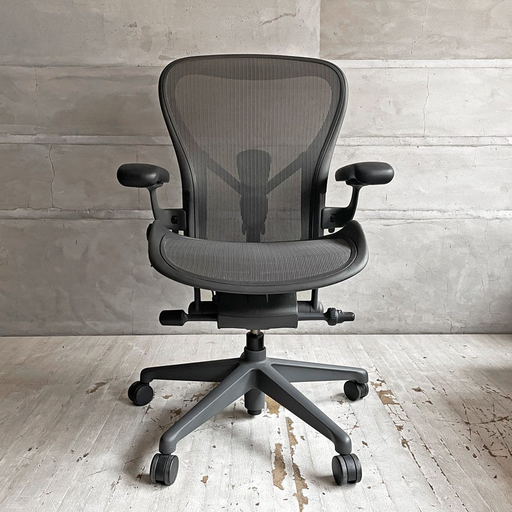 ハーマンミラー Herman Miller アーロンチェア リマスタード フル装備 Cサイズ デスクチェア オフィスチェア グラファイトベース ポスチャーフィットSL ♪