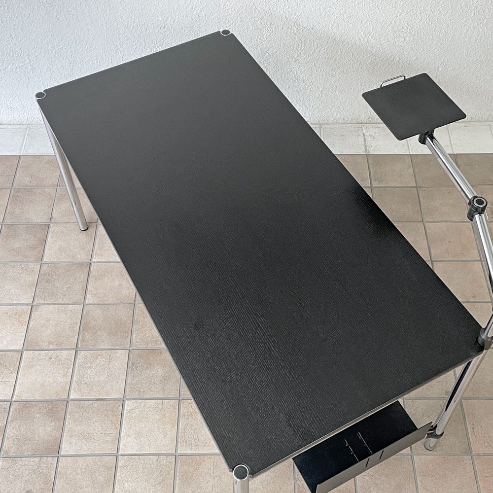 ユーエスエムハラー USMハラー USM Haller モジュラーファニチャー ハラーテーブル ワークデスク オーク材 W150cm トレイ＆スイングアーム付き ブラック ◇