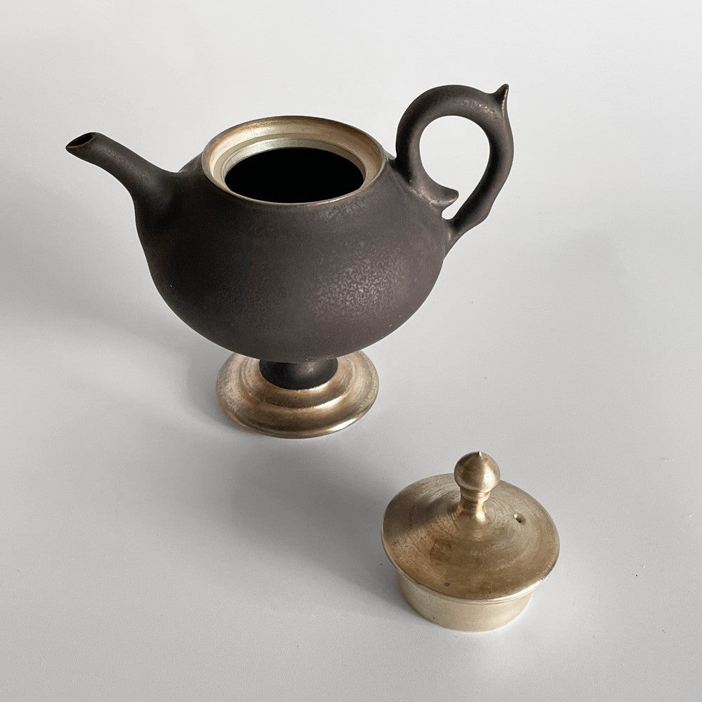 木下和美 ティーポット 黒釉 金彩 磁器 12cm 現代作家 ■