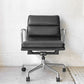 ハーマンミラー Herman Miller ソフトパッドグループ マネジメントチェア ローバック キャスター 5本脚 レザー ブラック イームズ ミッドセンチュリー 定価441,375円 ★