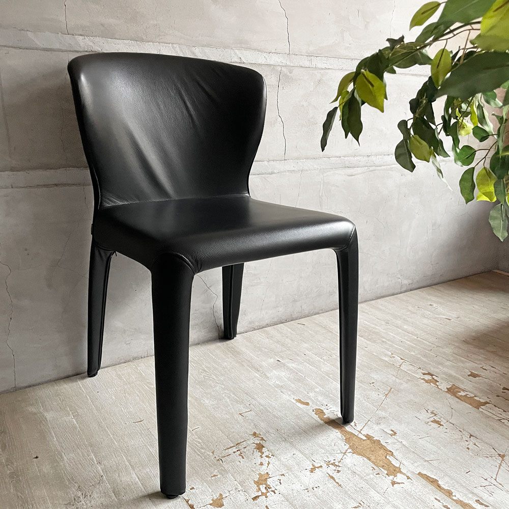 カッシーナ Cassina オラ 369 HOLA アームレスチェア ダイニングチェア 本革 ブラックレザー ハンス・ウェッツスタイン イタリア 定価￥418,000- ♪