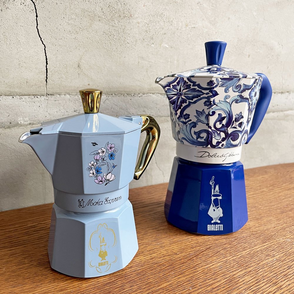 ビアレッティ BIALETTI × ドルチェ&ガッバーナ Dolce & Gabbana モカインダクション ブルーメディテラネオ モカエキスプレス マキネッタ エスプレッソメーカー 6カップ用 直火式 イタリア ♪