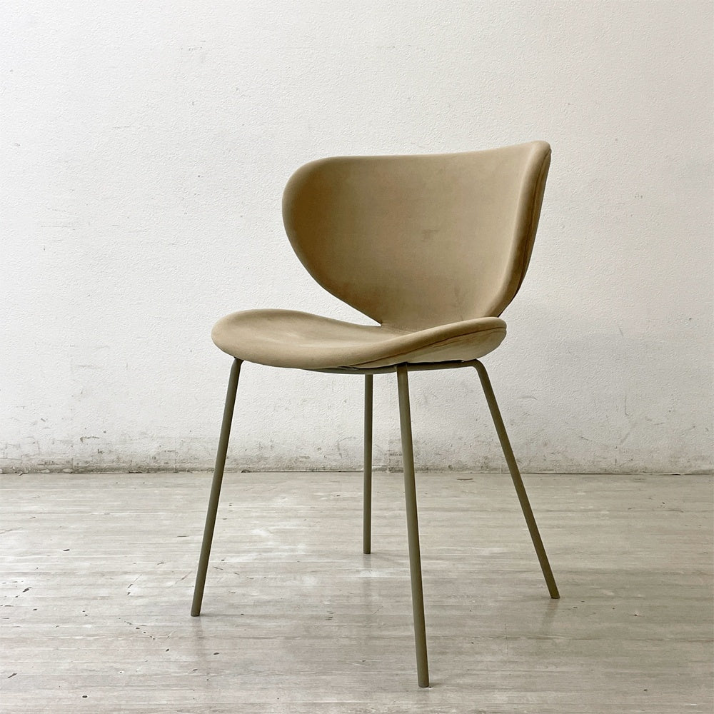 ボーコンセプト Bo Concept ハミルトンチェア Hamilton chair ダイニングチェア ファブリック ベルベット サンド モダンデザイン 北欧 デンマーク B ●