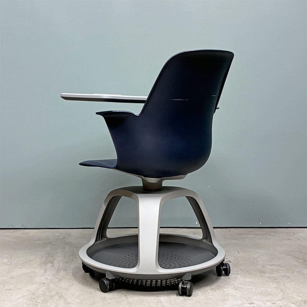 スチールケース Steelcase ノード node ミーティングチェア オフィスチェア ネイビー 可動式サイドテーブル＆キャスター付き ◎