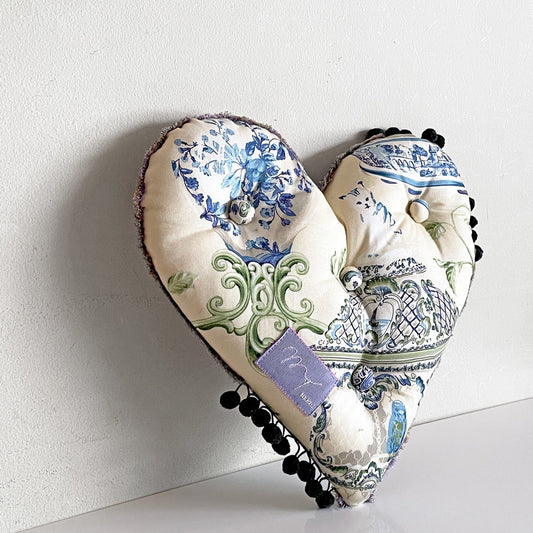 マウントハリ Mt.Hari ハート クッション 刺繍 H.P.DECO エイチピーデコシボネ cibone ATLIER取り扱い ■