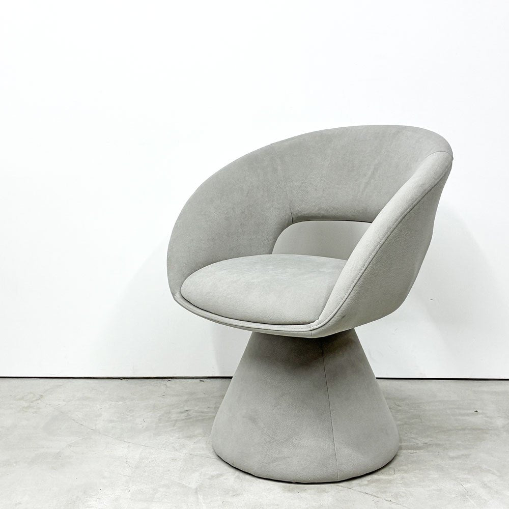 モーダエンカーサ moda en casab エアロチェア AERO chair ダイニングチェア 回転式 モダン 元箱付 美品 定価￥41,800ｰ ◎