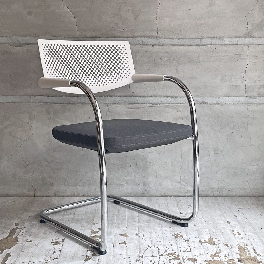 ヴィトラ vitra ビザビ2 Visavis2 アームチェア デスクチェア ホワイト/グレー カンティレバー スタッキング可能 アントニオ・チッテリオ D ♪