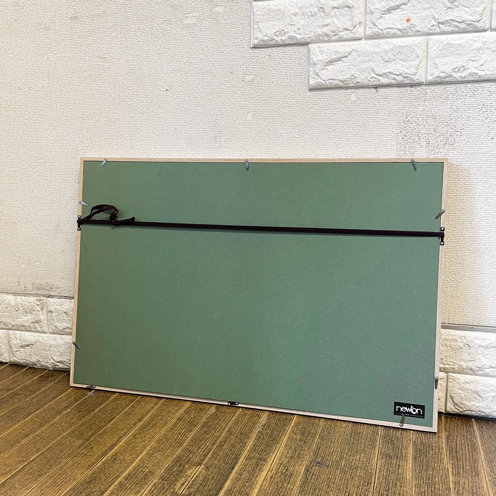 ニュートン newton 都立大 オリジナルウッドフレーム 額縁 オーダー品 オーク材 ワイパーホワイト 69.5×45.5cm 外箱付 ◎