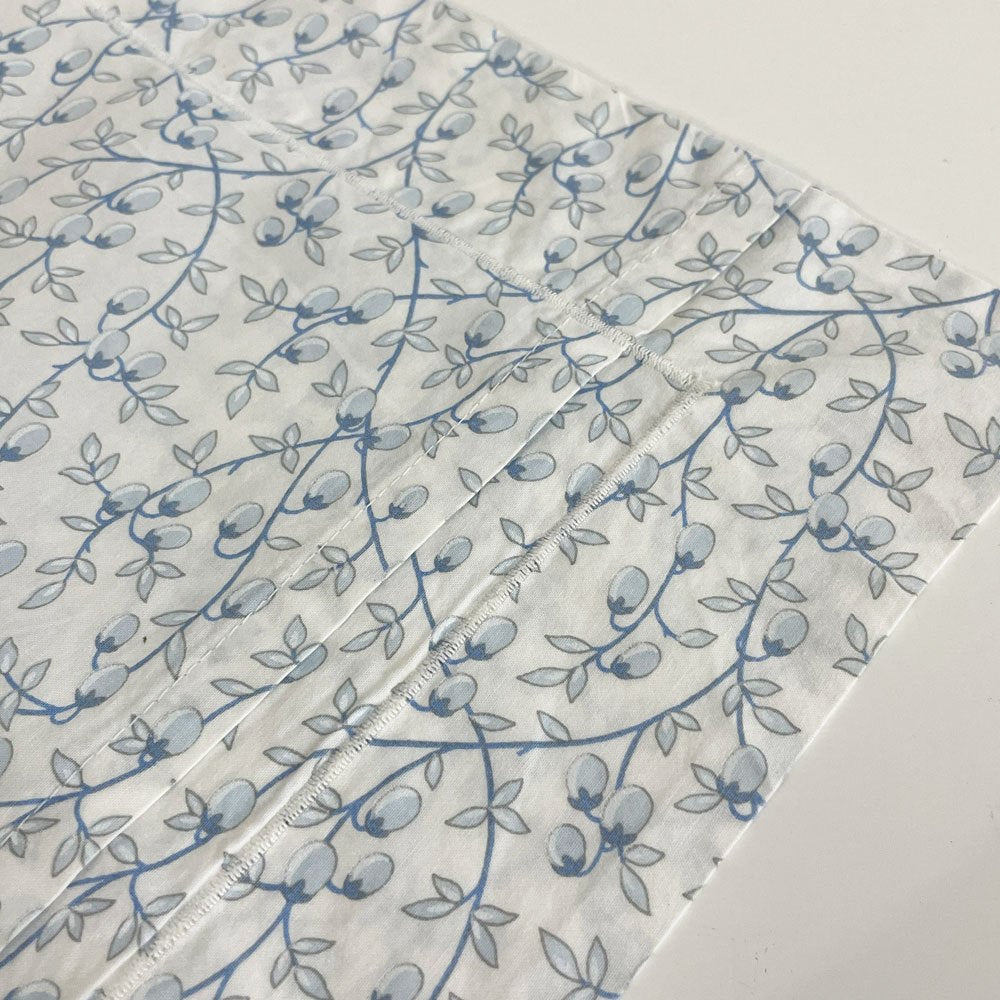 イヴドローム Yves Delorme クッションカバー  ピローケース ブルーフラワー フランス ●