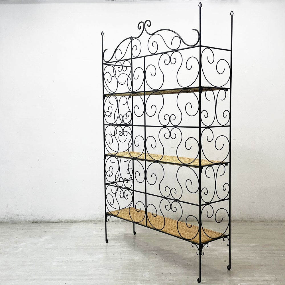 ロートアイアンｘラタン クラシカルデザイン シェルフ 3段 棚板着脱可能 フォールディング 折畳 籐 アンティーク調 店舗什器 ●