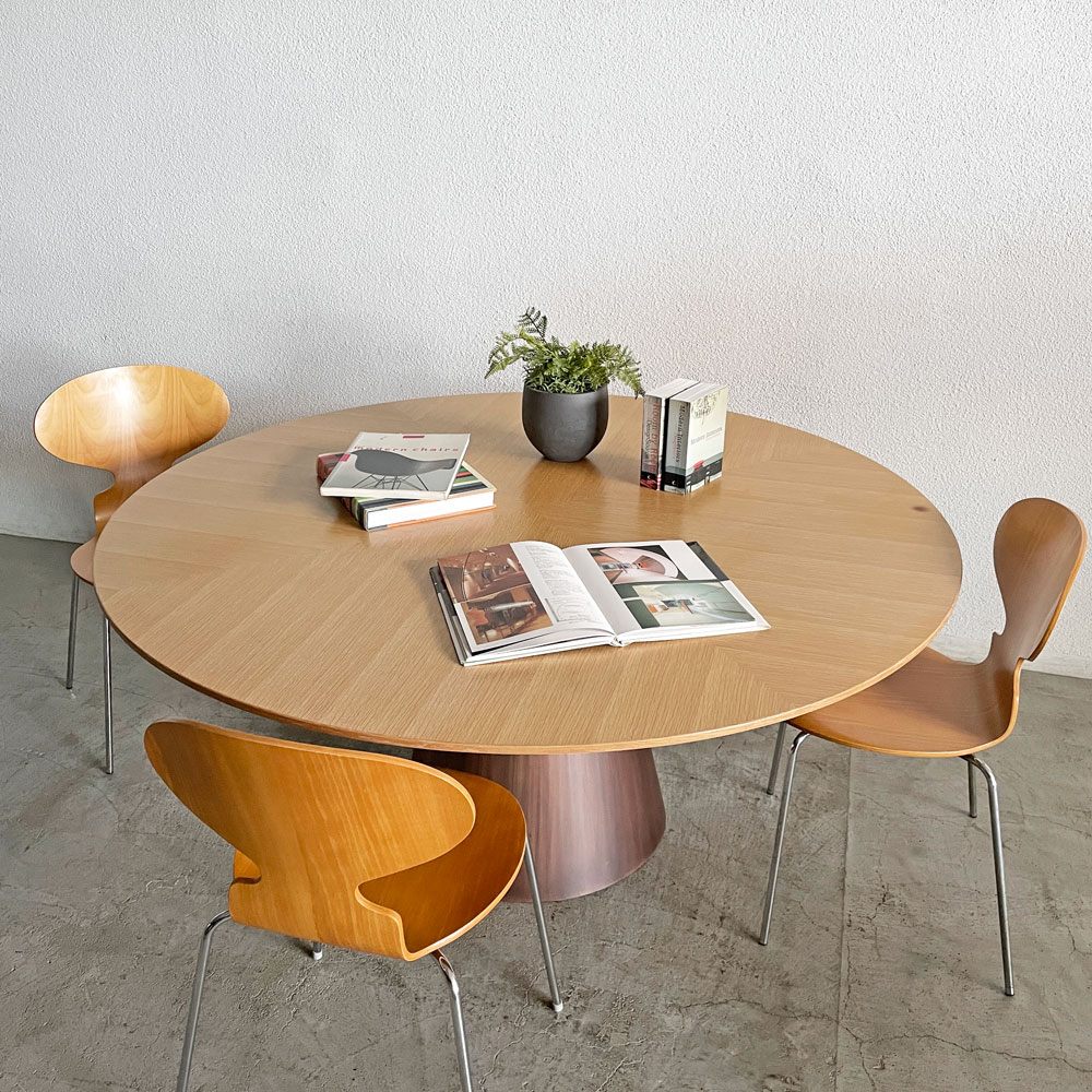 カーサブク CASA BUKU ダイニングテーブル ラウンド Φ150cm ウッド天板 スチールベース 横堀建築設計事務所 〓