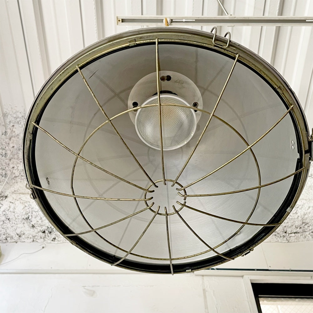 ヨーロッパビンテージ European Vintage ペンダントライト ファクトリーランプ ワイヤーガード付き インダストリアル ビンテージ ★