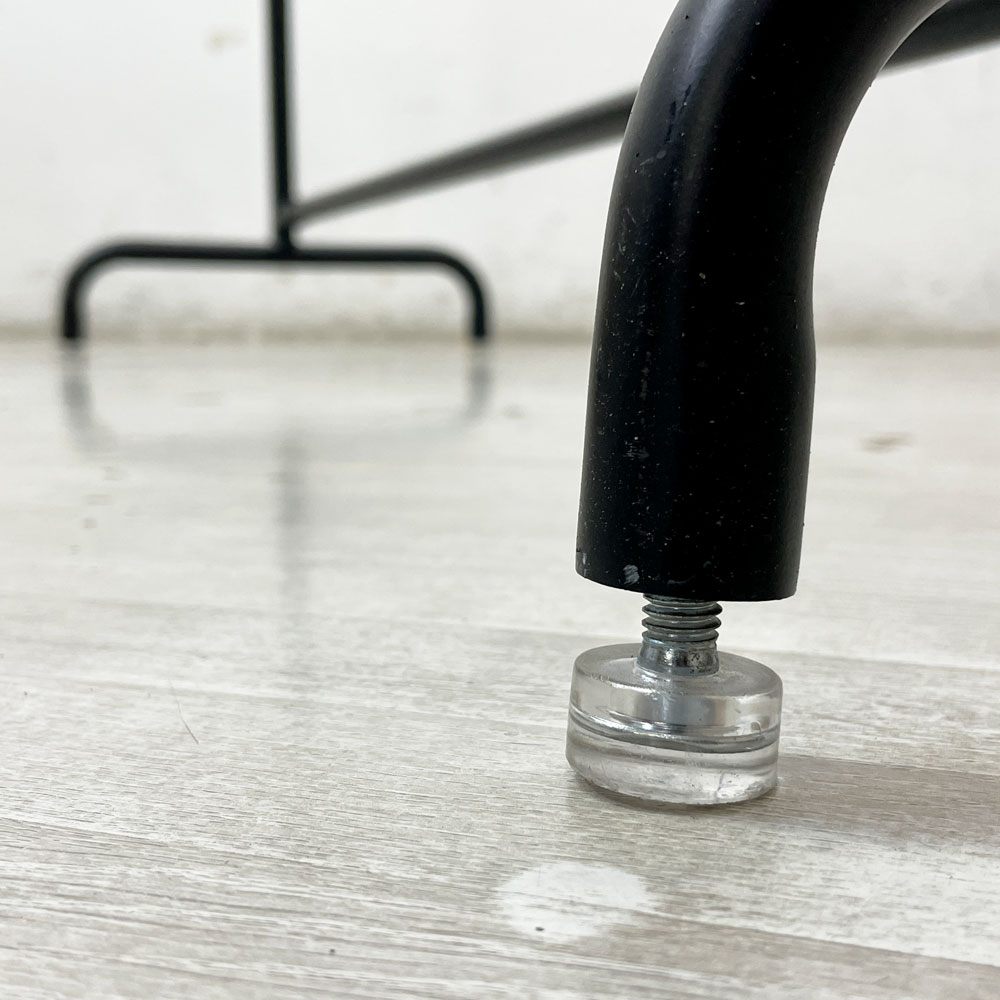 ストアエキスプレス Store Express オリジナル インハングタイプ ハンガーラック 丸パイプ スチール製 粉体塗装 ●