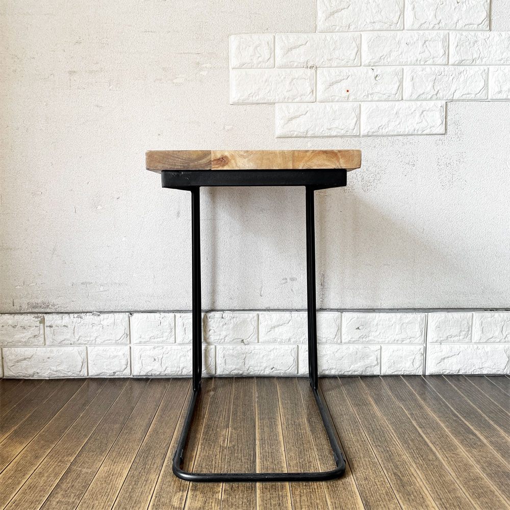 ライフファニチャー LIFE FURNITURE オークサイドテーブル U OAK SIDE TABLE コの字型 アイアン脚 H50cm 定価￥17,600- ◎