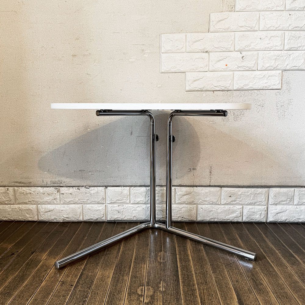 テクタ TECTA サイドテーブル K22 SIDE TABLE ホワイト アッシュ材 昇降式 アレキサンダー・カルダー ドイツ バウハウス ACTUS取扱 ◎