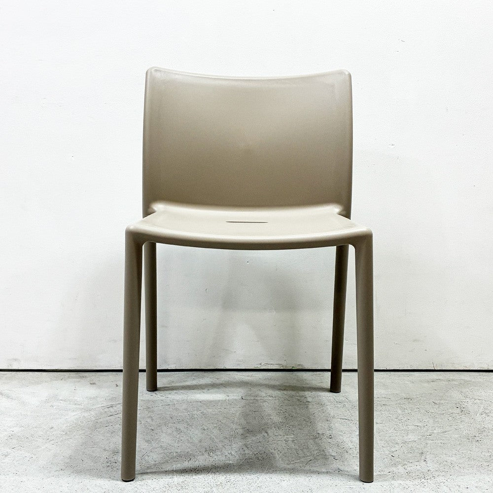 マジス MAGIS エアチェア AIR CHAIR スタッキングチェア ダイニングチェア ベージュ ジャスパー・モリソン 新品未使用品 美品 D ●