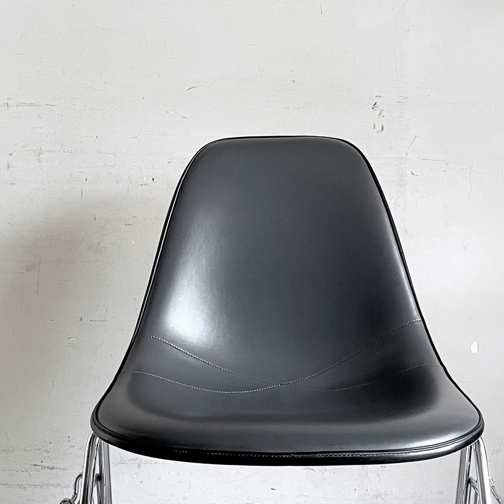 ハーマンミラー Herman Miller サイドシェルチェア FRP製 アプホルスター PVCレザー ダークグレー スタッキングベース ダークグレー C&R イームズ ビンテージ ミッドセンチュリー ■