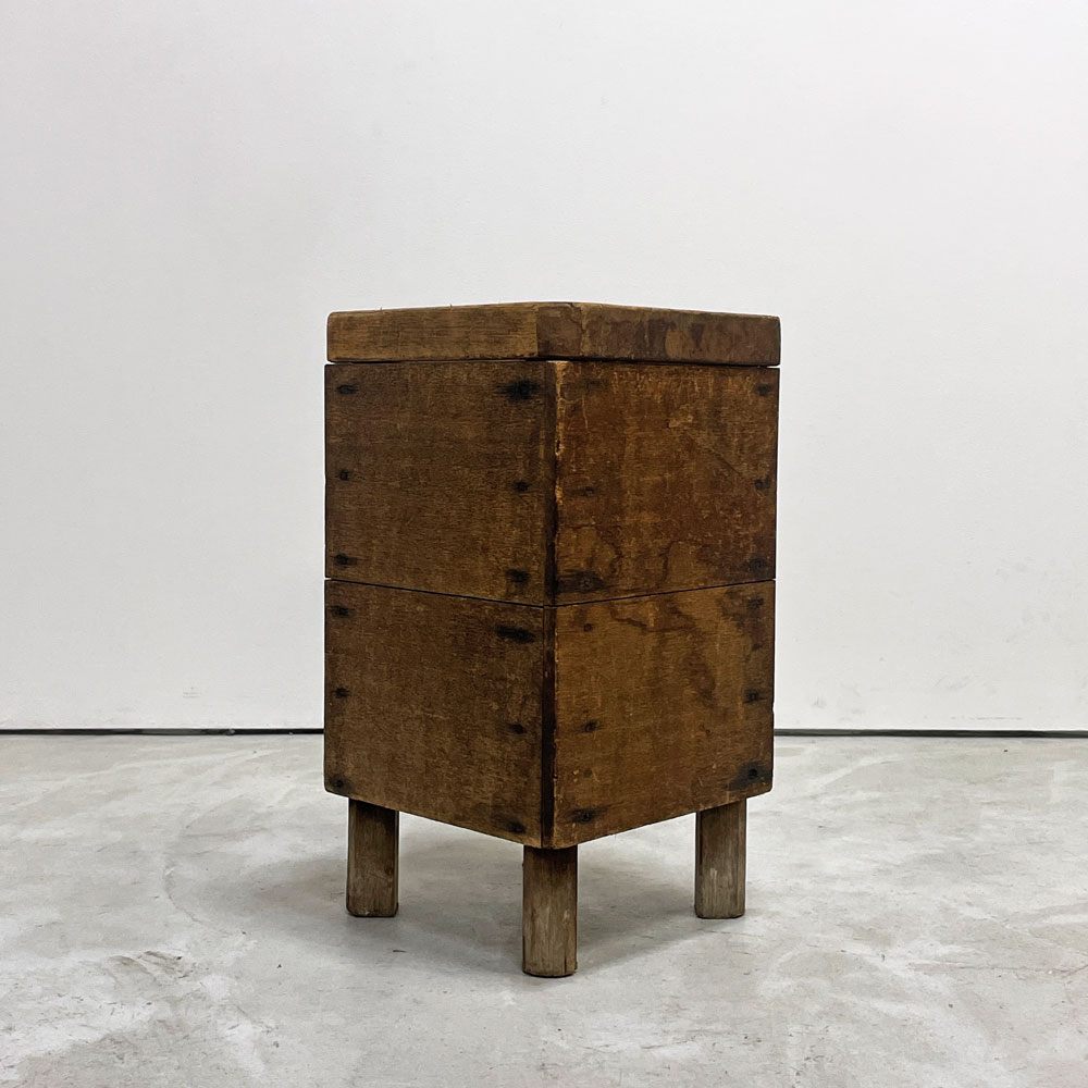 ジャパンビンテージ Japan Vintage スツール 図工椅子 角椅子 花台 ディスプレイスタンド 無垢材 木味 古家具 ●