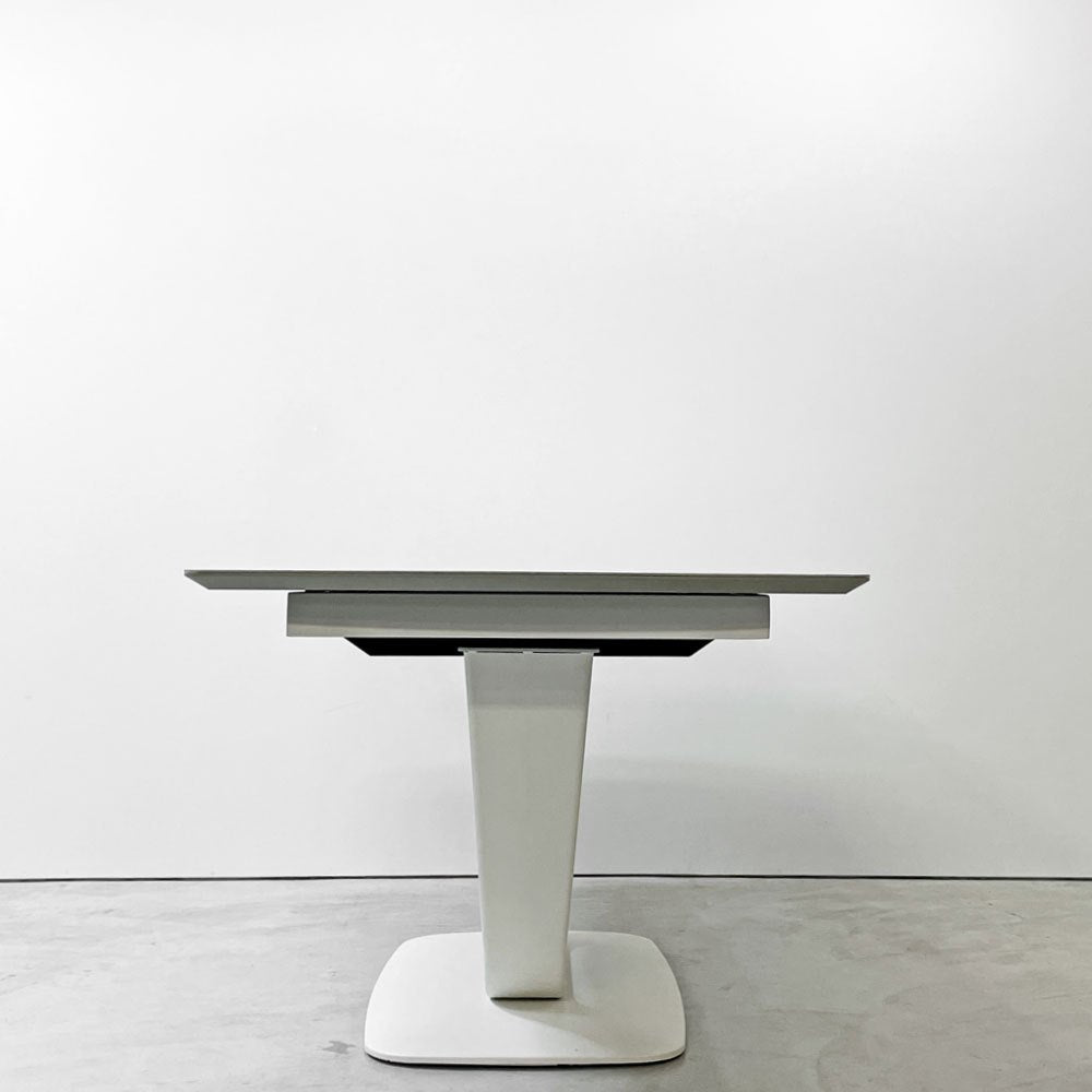ボーコンセプト BoConcept アリカンテ Alicante 伸長式 ダイニングテーブル W183-264cm アッシュセラミック×マットホワイト 定価￥751,900- ●