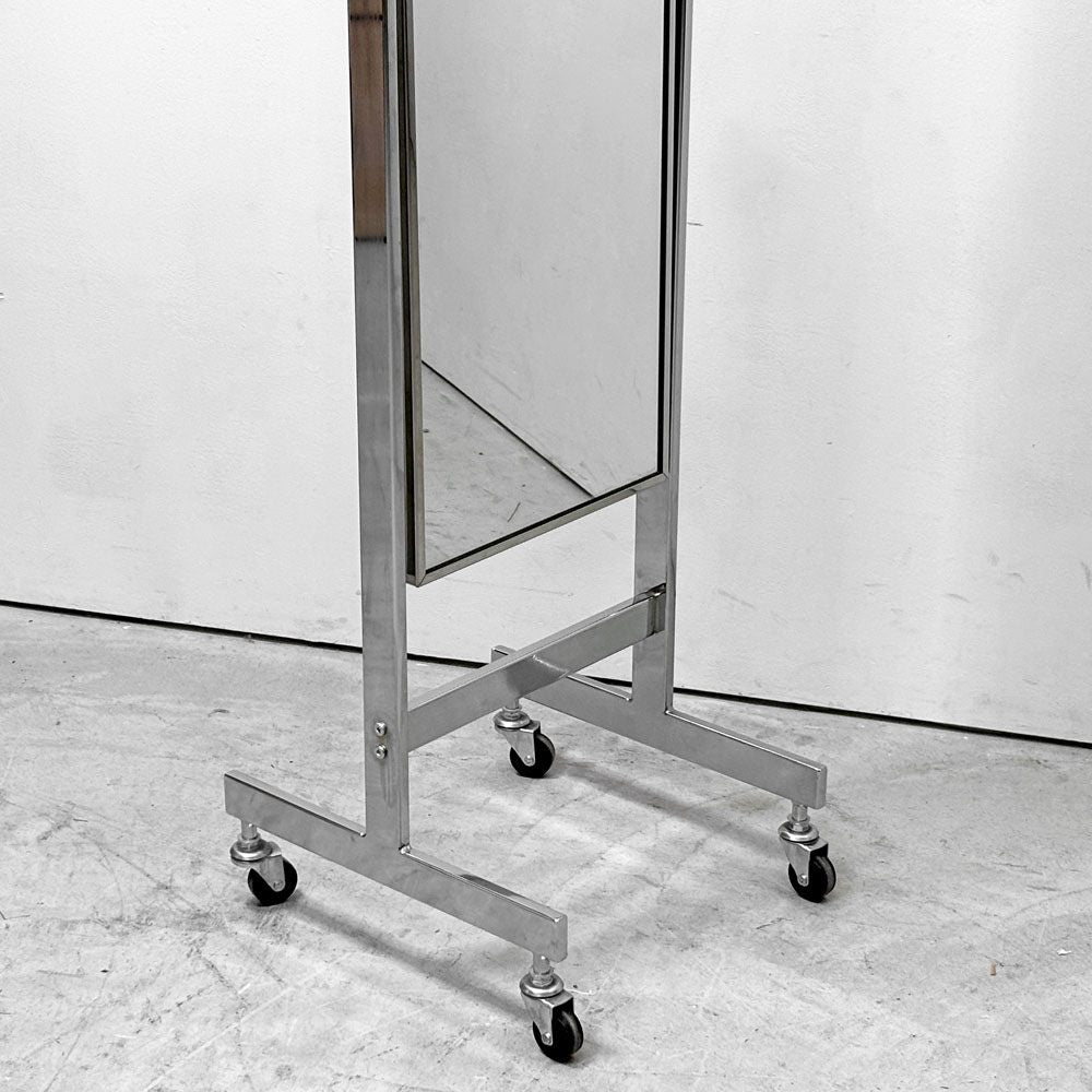 ステンレス スタンドミラー キャスター付 鏡 店舗什器 全身鏡 H152cm  ●