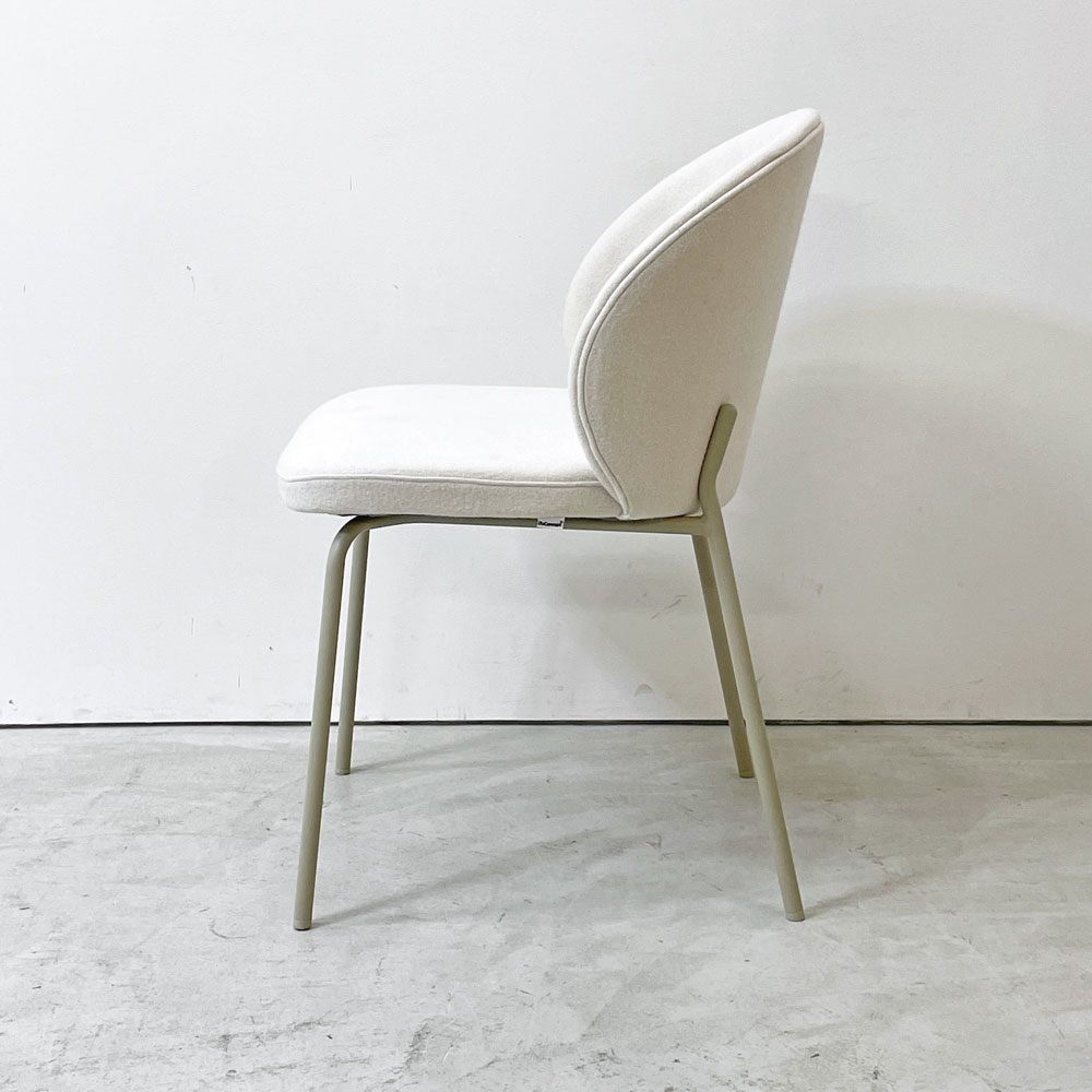 ボーコンセプト BoConcept プリンストン Princeton ダイニングチェア ベージュ ファブリック メタル脚 マットアッシュグレーラッカー仕上げ C ●