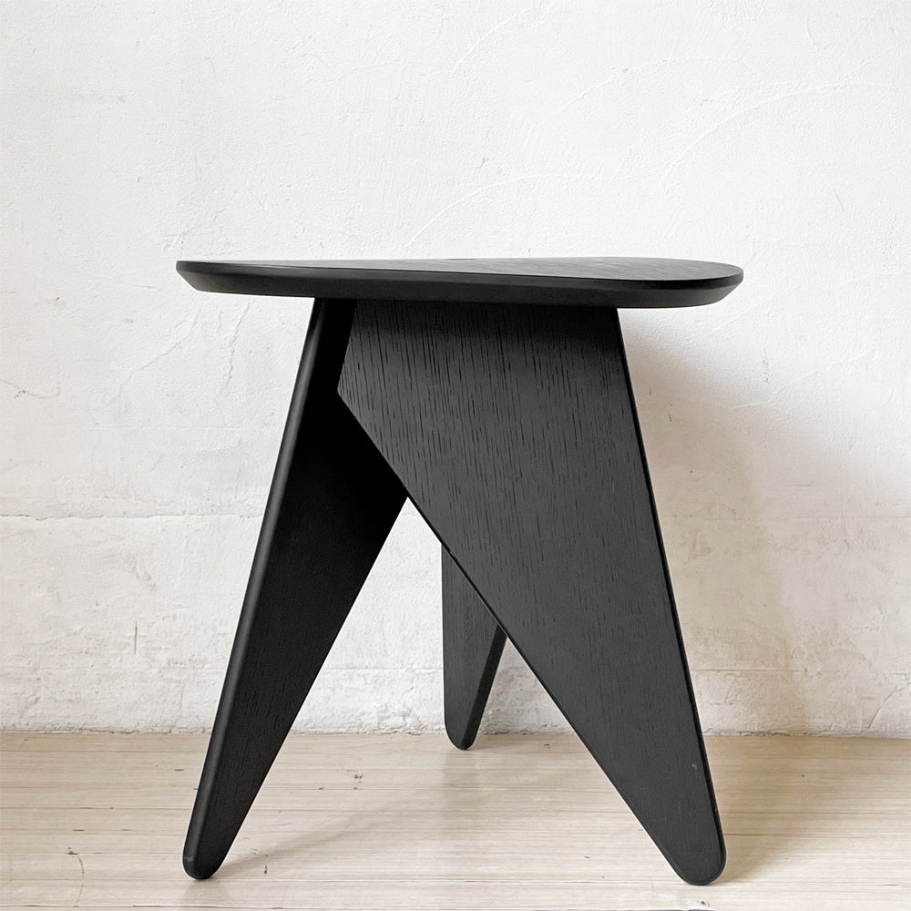 ボーコンセプト BoConcept トライアングル型 サイドテーブル スツール ブラック 木製 ヘンリック・ペダーセン Henrik Pedersen 365° north 北欧 デンマーク ★