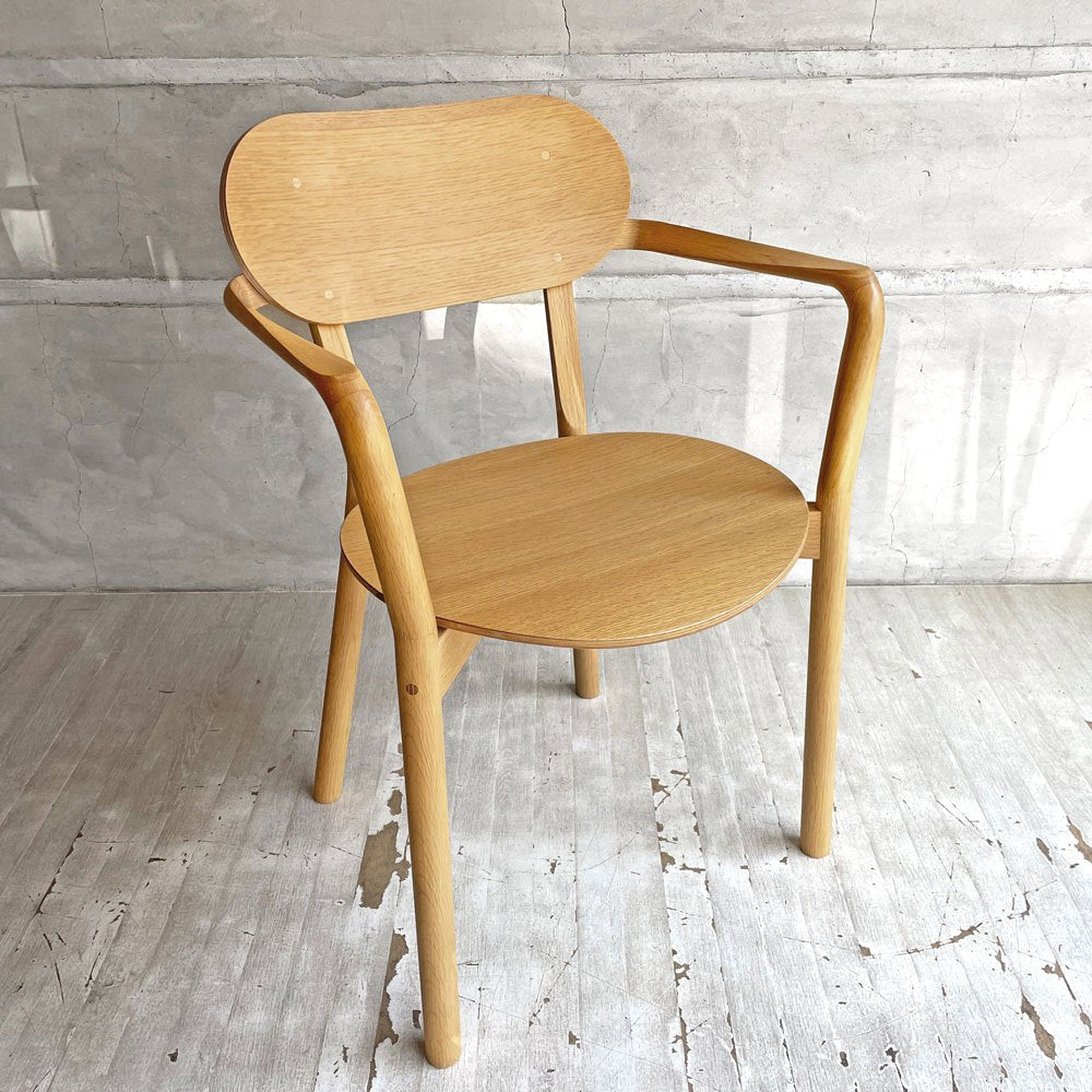 カリモクニュースタンダード KARIMOKU NEW STANDARD キャストールアームチェアプラス Castor Armchair Plus ダイニングチェア ピュアオーク PURE OAK  定価 ¥ 78,100- 美品 ♪