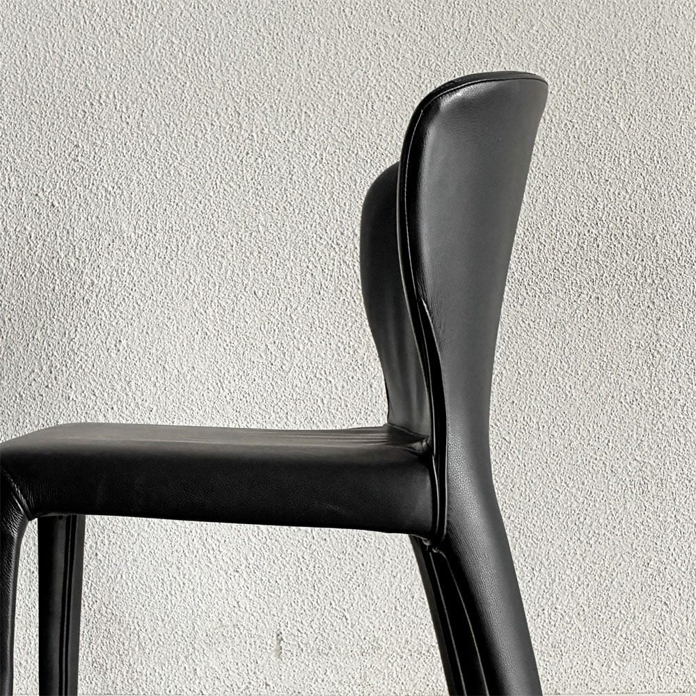 カッシーナ Cassina オラ 369 HOLA アームレスチェア ダイニングチェア 本革 ブラックレザー ハンス・ウェッツスタイン イタリア 定価￥418,000- 〓