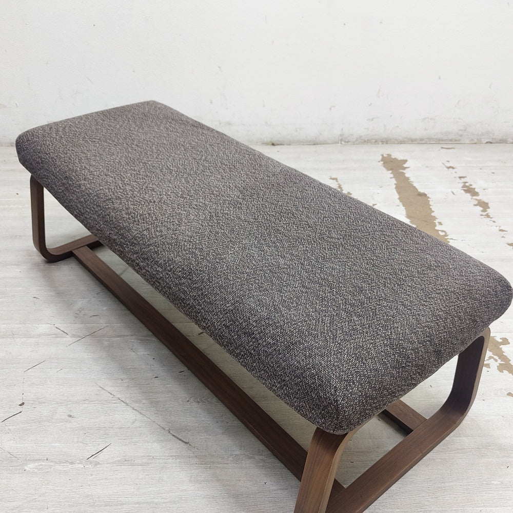 無印良品 MUJI リビングでもダイニングでもつかえる ベンチ ウォールナット材 プライウッド グレー系 カバーリング ナチュラルモダン ●