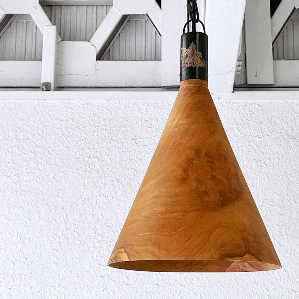 ダリールズ Dareels コーンウッドハンギングランプ CONE WOOD HANGING LAMP チーク古材 × スチール ペンダントライト 円錐 ◇