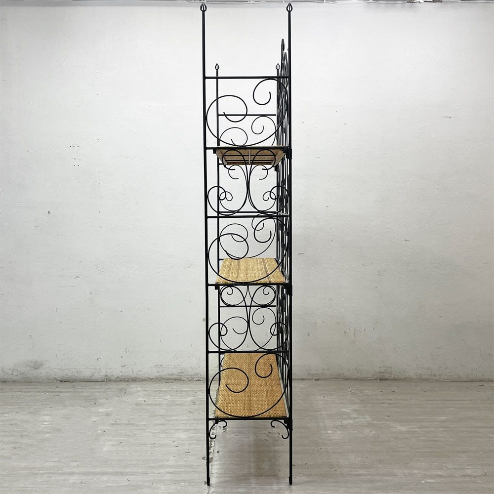 ロートアイアンｘラタン クラシカルデザイン シェルフ 3段 棚板着脱可能 フォールディング 折畳 籐 アンティーク調 店舗什器 ●