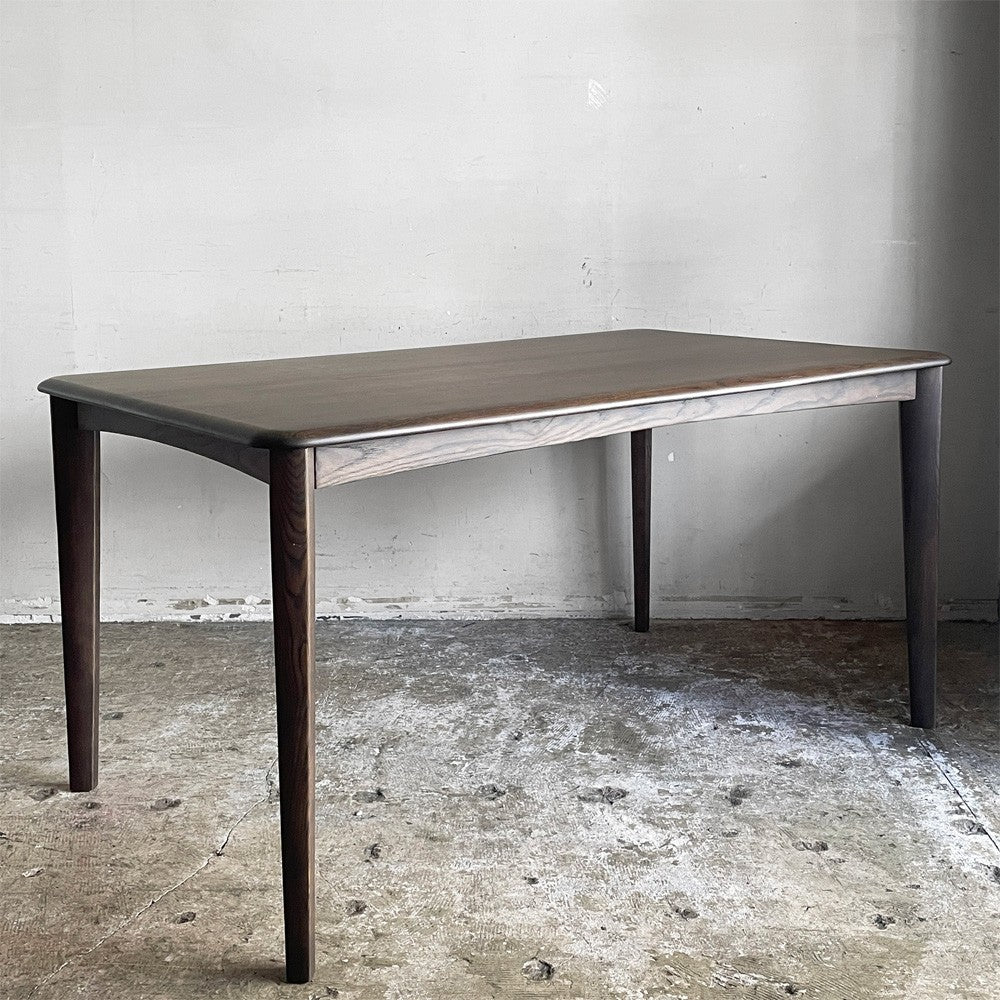 大塚家具製造販売 Otsuka トリノ 1350 ダーク ダイニングテーブル ナラ材 ダークブラウン W135cm ナチュラルモダンデザイン ■