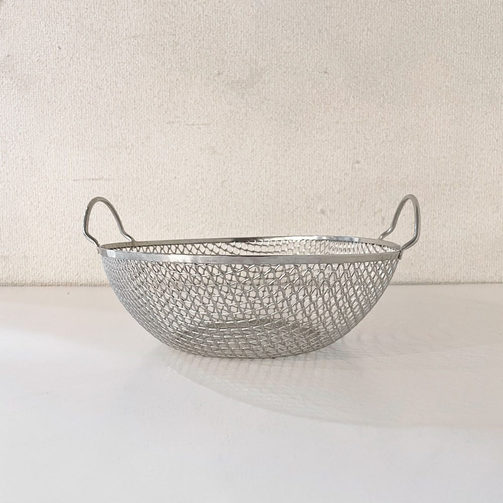 アレッシィ ALESSI AC04 フルーツボウル コランダー ザル 脚付 ステンレス製 アキッレ・カスティリオーニ Achille Castiglioni イタリア 参考価格￥43,989- ◎