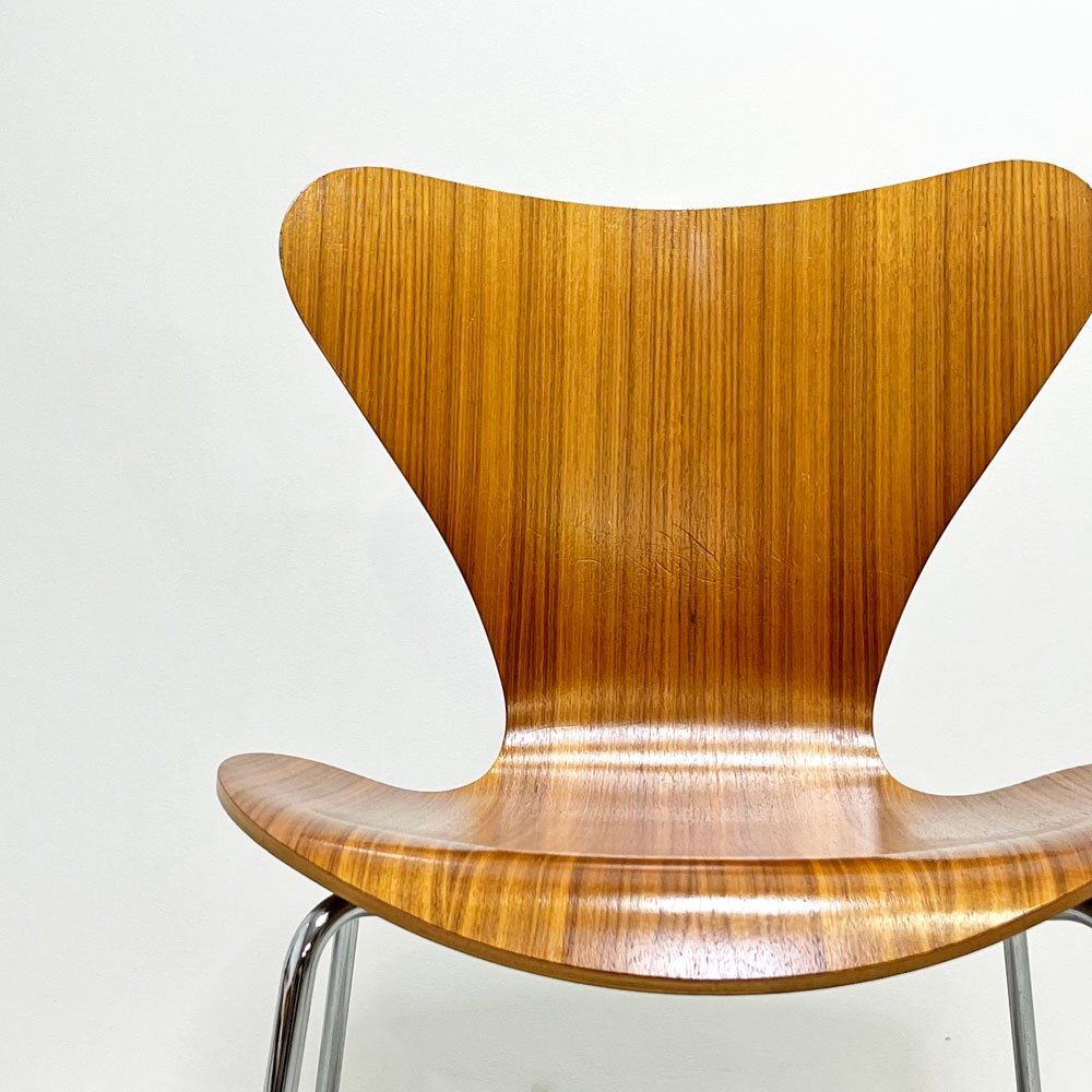 フリッツハンセン Fritz Hansen セブンチェア Seven Chair ダイニングチェア アルネヤコブセン Arne Jacobsen ウォールナット材 北欧家具 ●