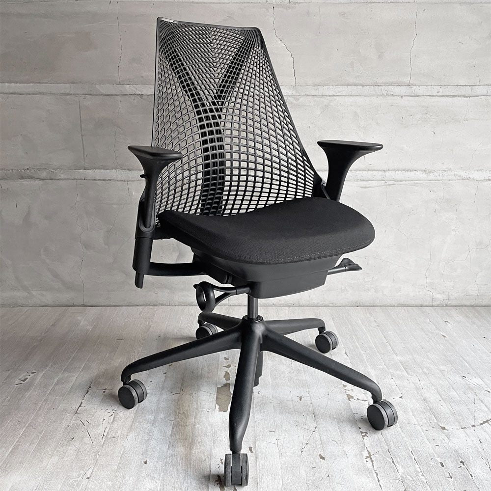 ハーマンミラー HermanMiller セイルチェア SAYL Chair デスクチェア ブラック サスペンションミドルバック アジャスタブルアーム キャスター付 イヴ・ベアール ♪