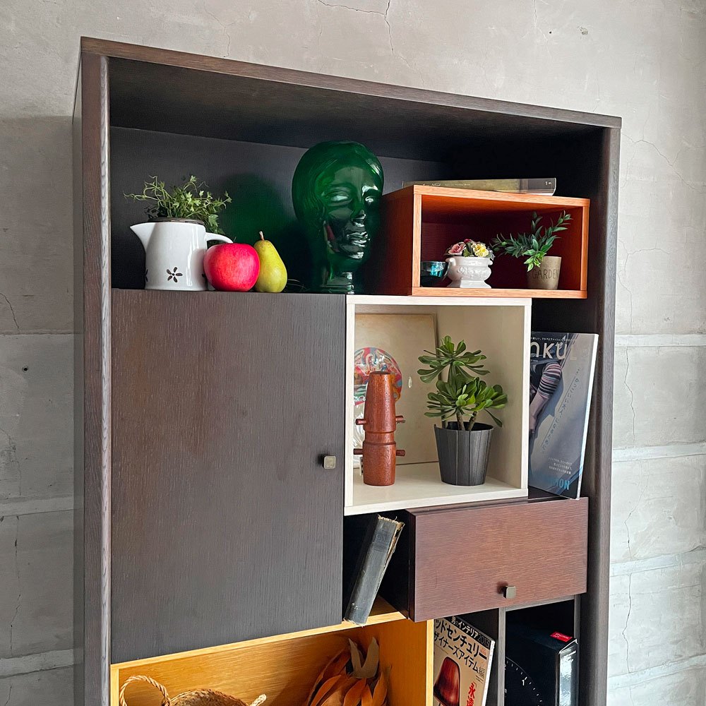 イデー IDEE コントゥールシェルフ CONTOUR SHELF シェルフ ダークブラウン ナラ材 真鍮 戸棚2枚 抽斗1杯  壁面収納 参考定価￥399,000- 廃番♪