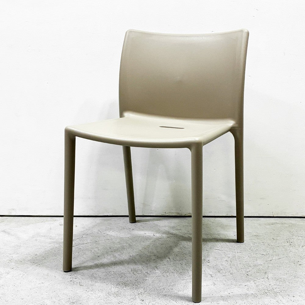 マジス MAGIS エアチェア AIR CHAIR スタッキングチェア ダイニングチェア ベージュ ジャスパー・モリソン 新品未使用品 美品 D ●