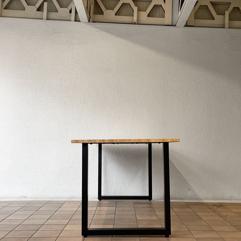 かなでもの KANADEMONO ザ・テーブル THE TABLE ダイニングテーブル デスク ラバーウッド無垢材 W180 x D80 cm スチール スクエアレッグ ブラック ◇