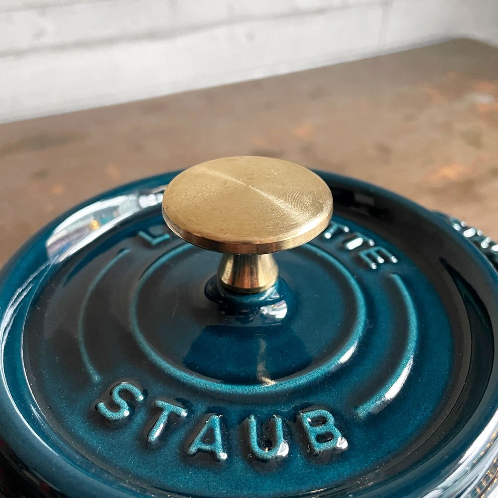 ストウブ STAUB ピコ ココット ラウンド 両手鍋 ラメール 14cm 鋳物 キャセロール ガス オーブン IH対応 フランス 把手付属 ♪
