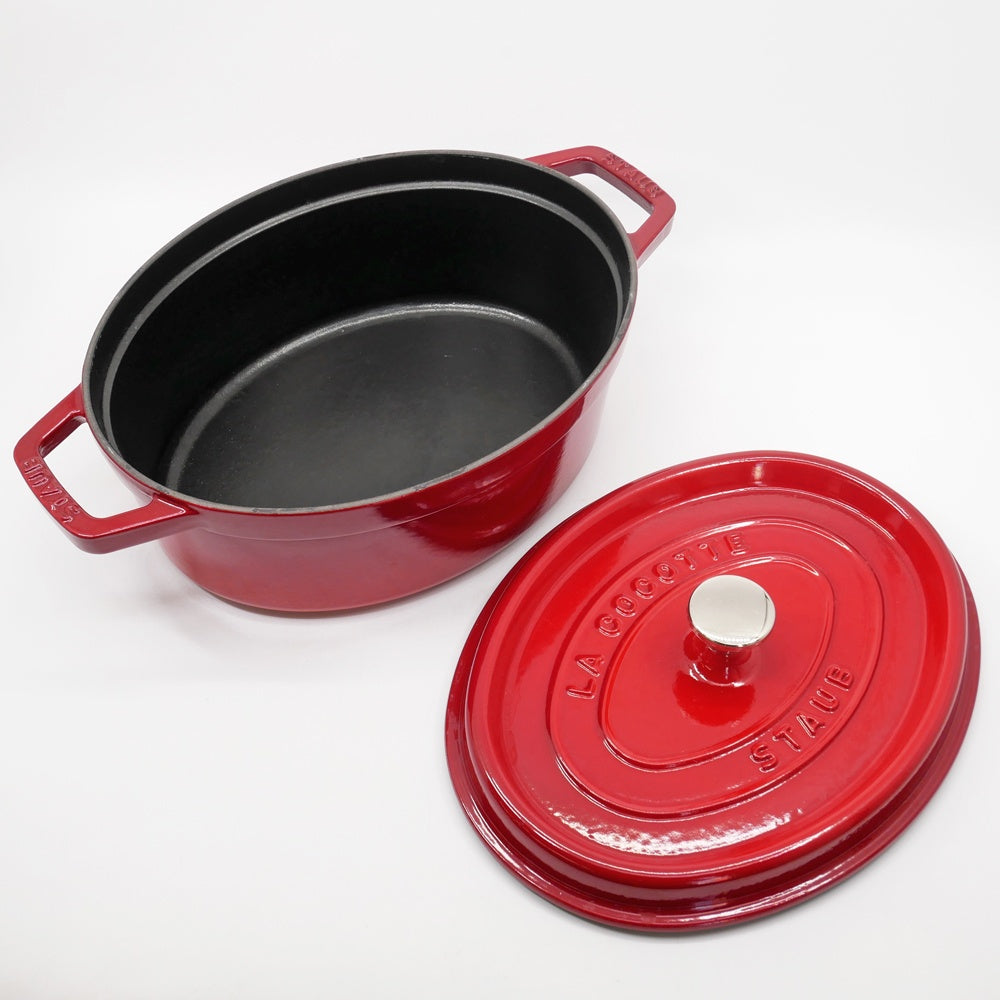 ストウブ STAUB ピコ ココット オーバル 両手鍋 レッド 27cm 鋳物 キャセロール ガス オーブン IH対応 フランス 定価40,700 ●