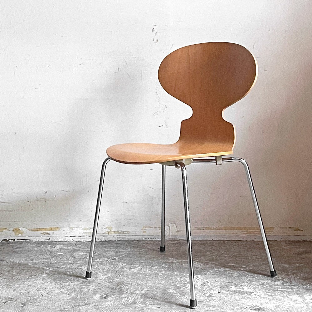 フリッツハンセン Fritz Hansen 3101 アリンコチェア アントチェア 4本脚 ナチュラルビーチ ラッカー仕上げ フェルトグライズ アルネ・ヤコブセン A ■