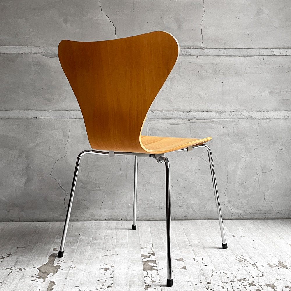 フリッツハンセン Fritz Hansen 3107 セブンチェア ビーチ材 ナチュラル ラッカー仕上げ アルネ・ヤコブセン スタッキング デンマーク 北欧家具 A ♪