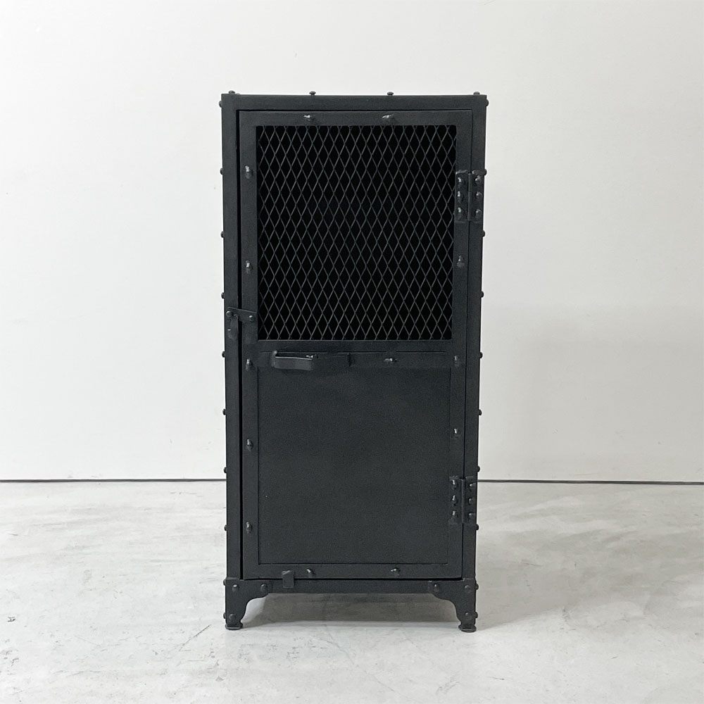 アナザーライフ Another Life アイアンサイドキャビネット IRON SIDE CABINET シェルフ 2段 1ドア ブラック インダストリアル 工業系 定価￥52,800- ●