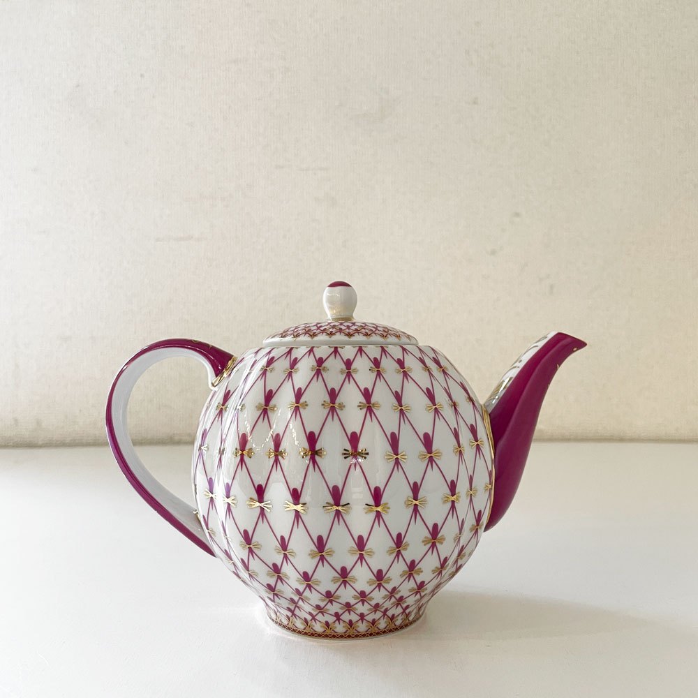 インペリアルポーセリン Imperial Porcelain コバルトネット COBALTNET ティーポット ピンク 600ml アンナ・ヤツケヴィッチ ロシア 参考価格￥25,300- ◎